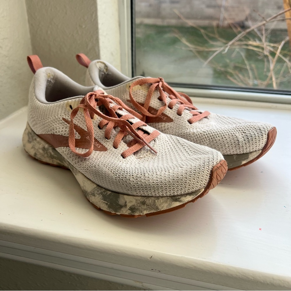 Brooks Women's Athletic Shoes in Cream and Rose